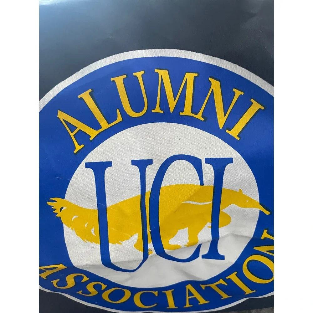 NWOT Vintage UCI Alumni Association Duffle Bag‎
